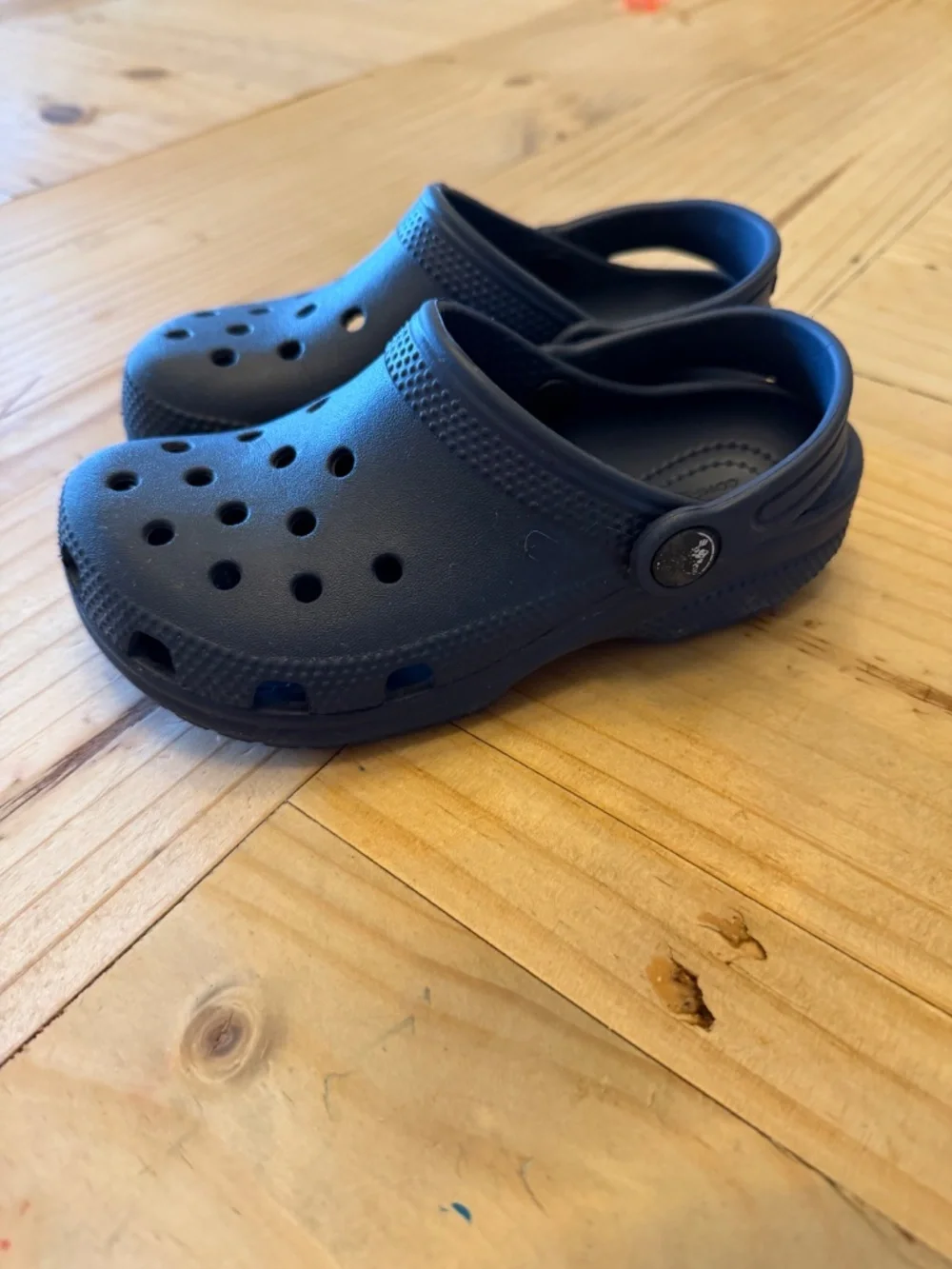 Crocs - Picture 2 of 4
